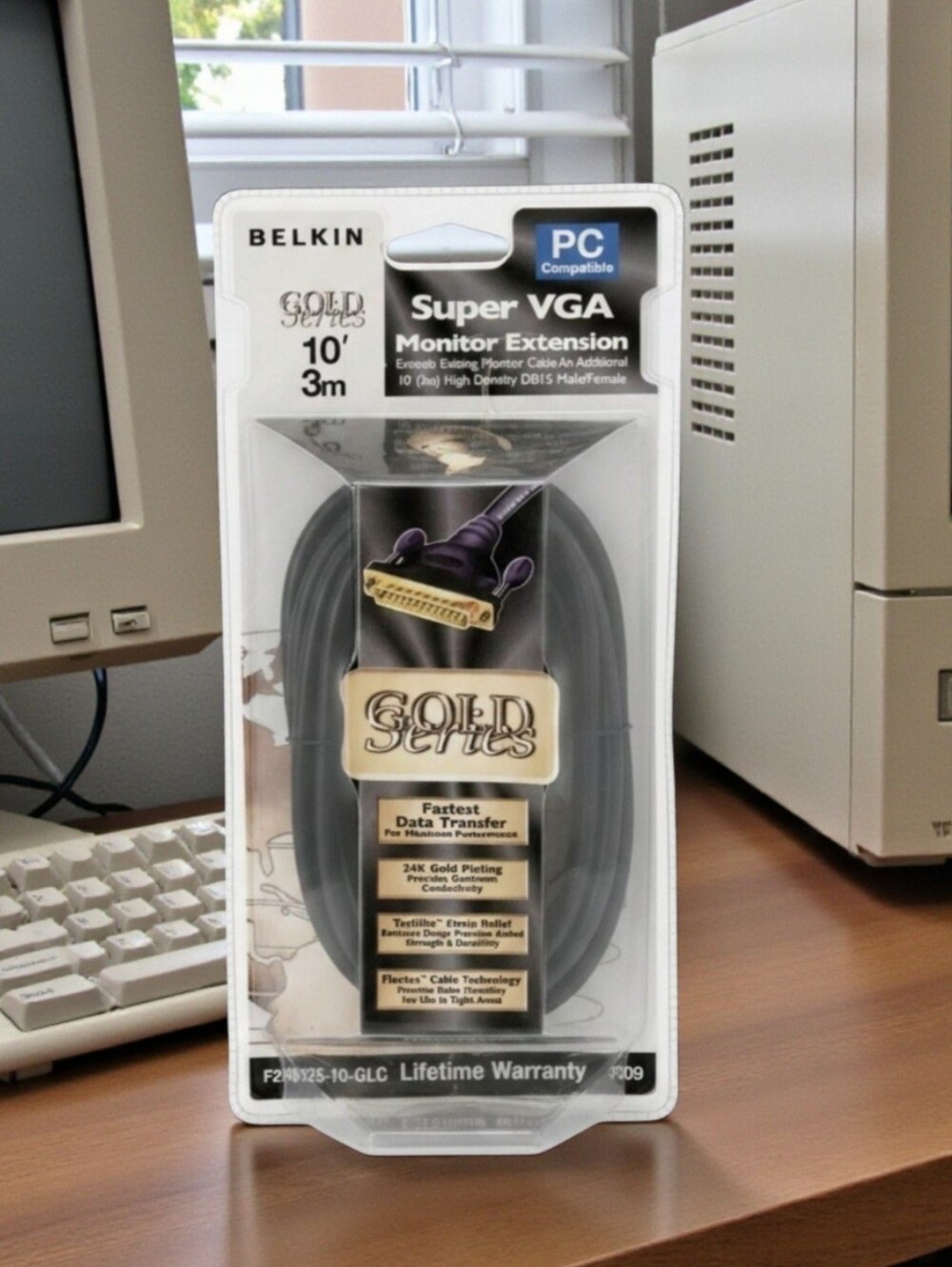 10' Belkin Gold Series Super VGA Monitor Extension Cable 24K Male- Female Sealed
